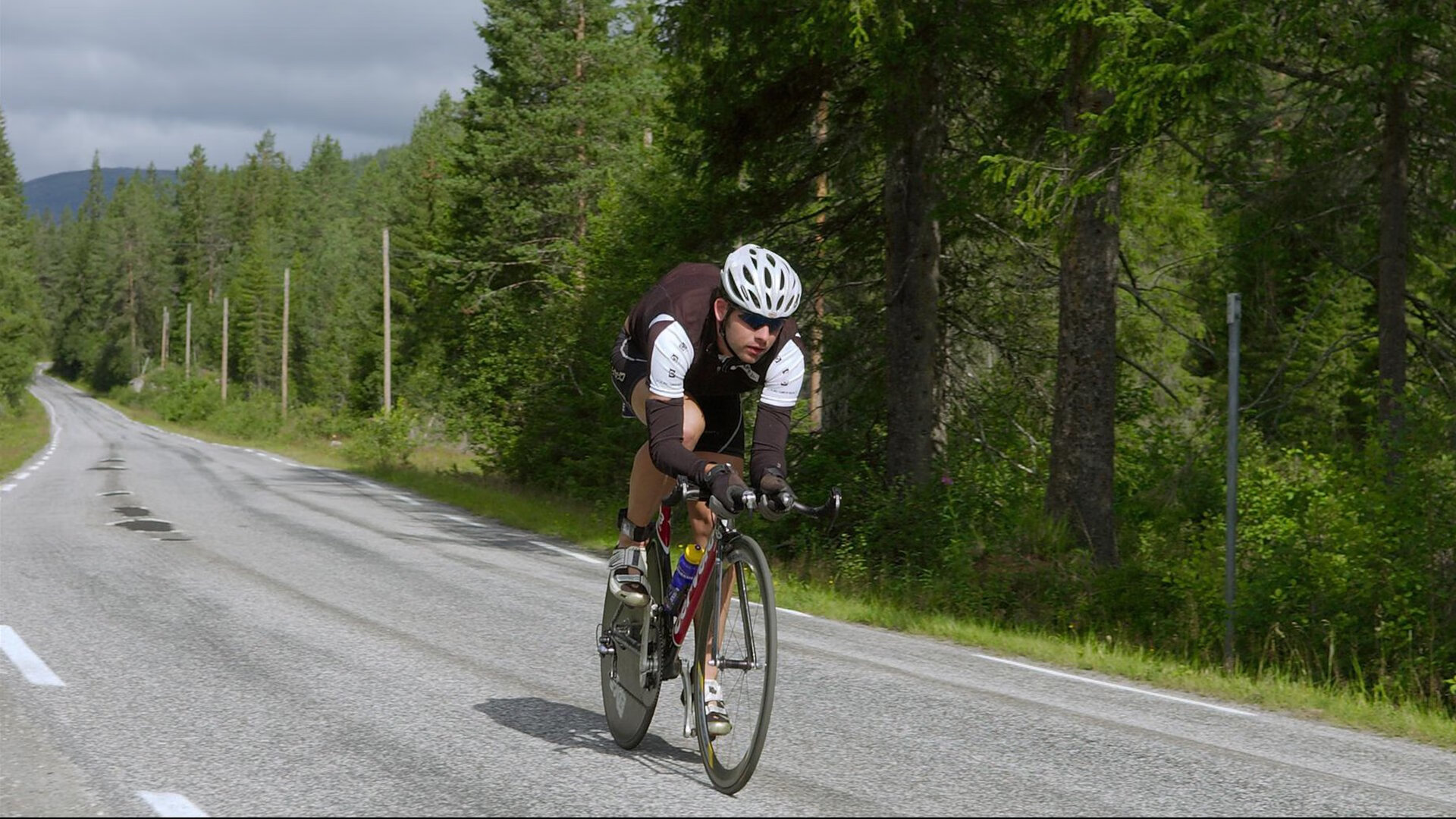 梅西关键进球定乾坤，巴萨打穿塞内加尔，一场跨越时空的足球想象