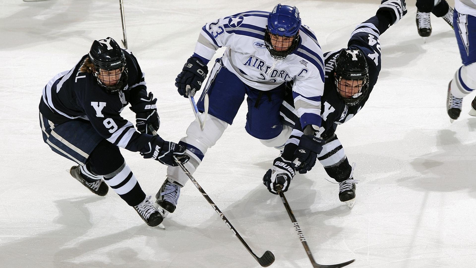 双线传奇,马龙领军破局,三狮军团险境求生